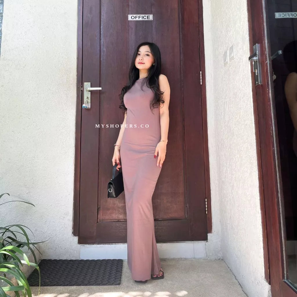 Luna Backless Dress Wanita Spandek Premium