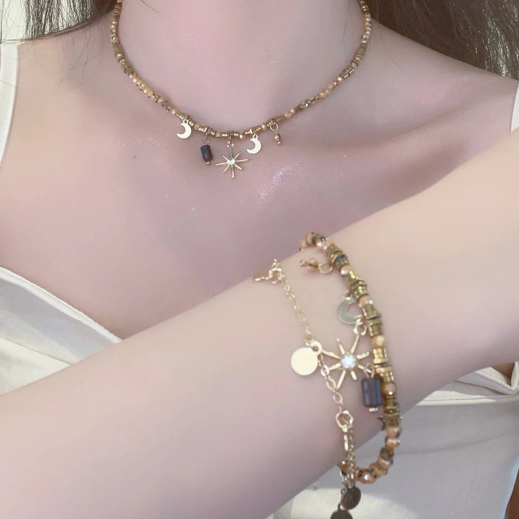 Set Kalung dan Gelang Wanita Gaya Vintage Manik Emas Ornamen Bulan Bintang Couple Fashion Aesthetic