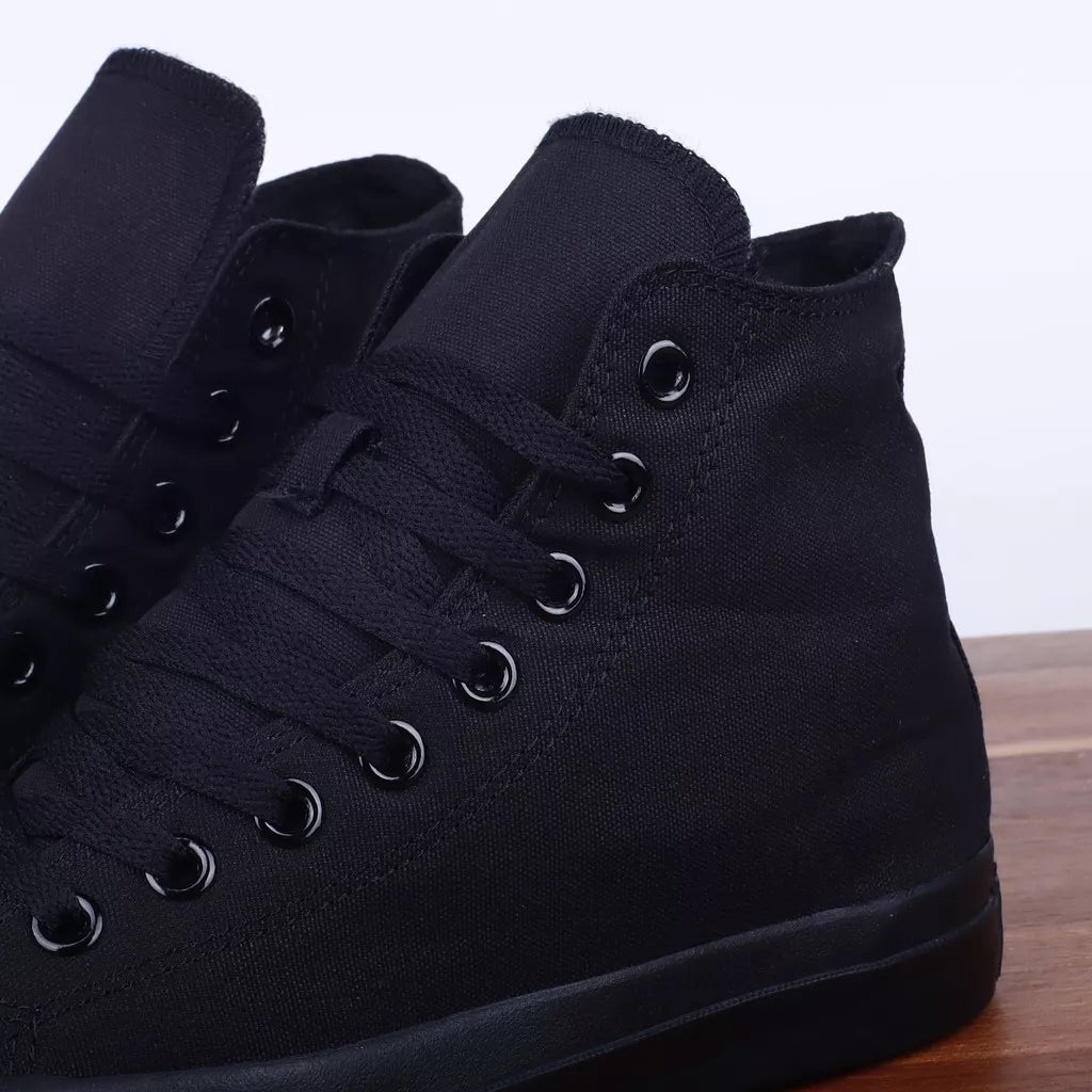 Sepatu Converse CT Chuck Taylor All Star Classic All Full Black