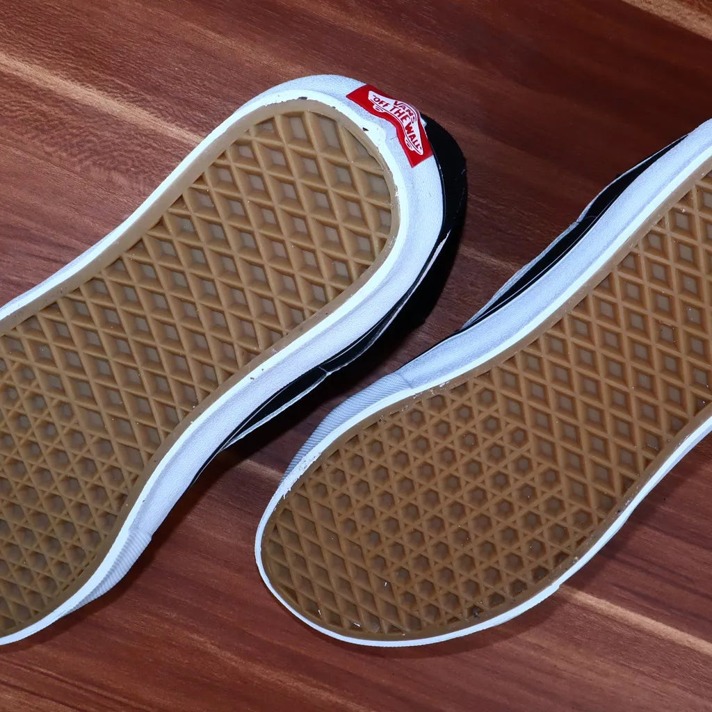 Sepatu Vans SK8 High Classic Black White