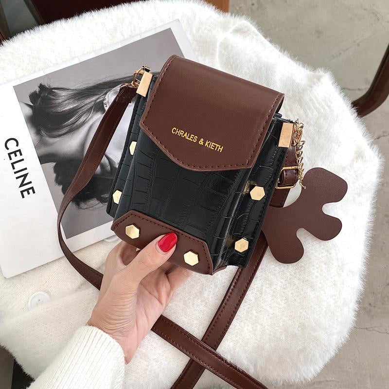 Tas selempang Wanita