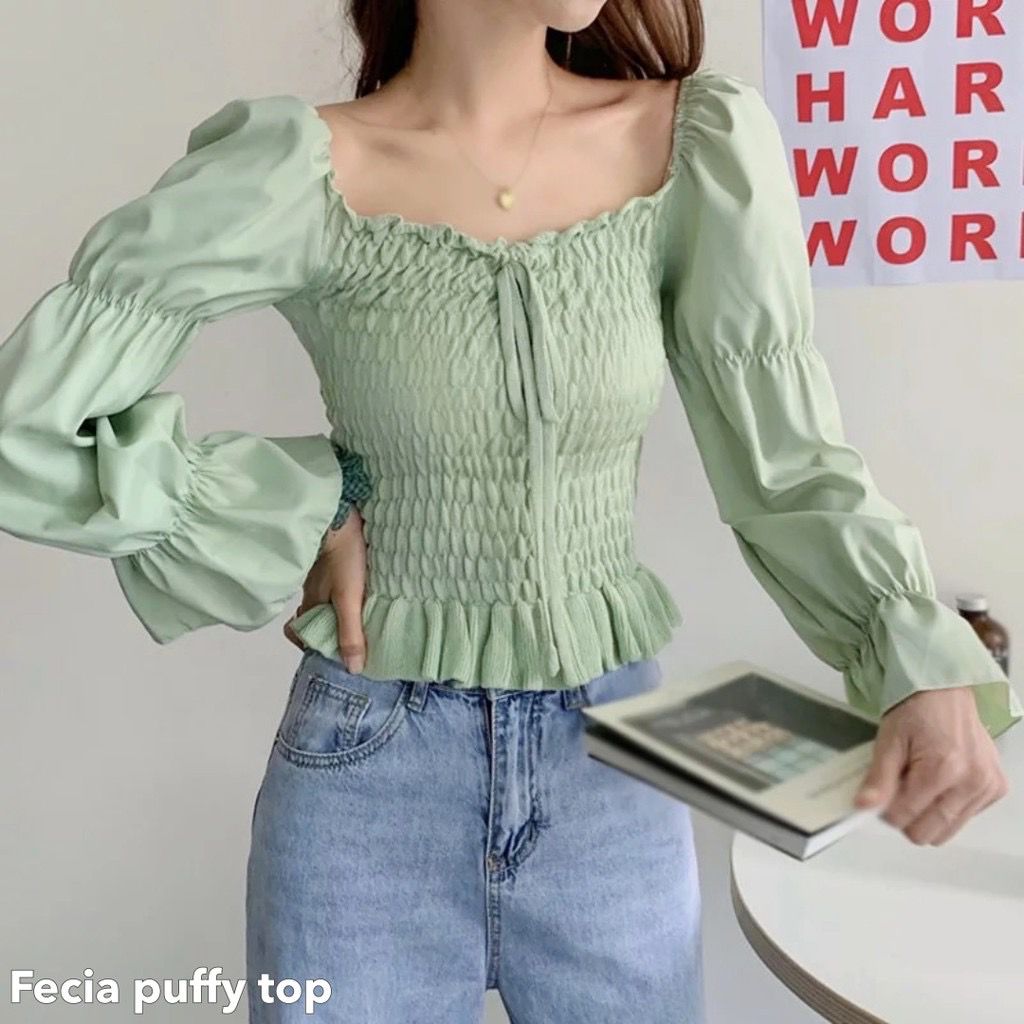 Fecia Puffy Top