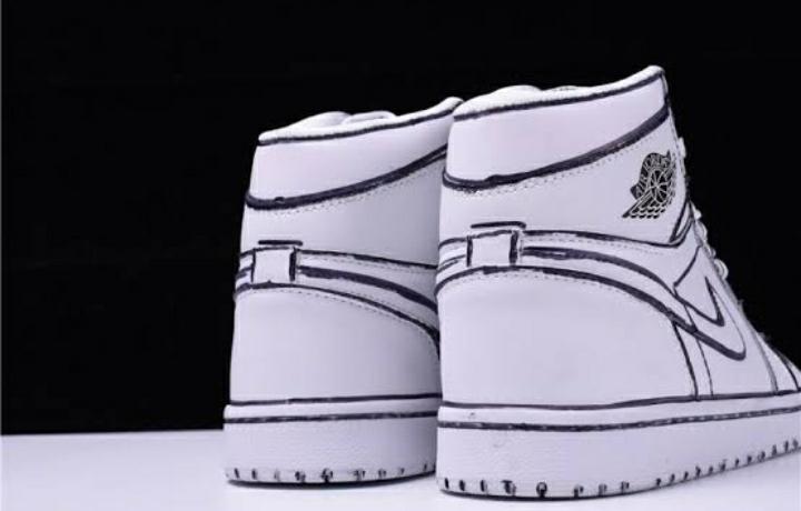 Nike Air Jordan 1 White Board
