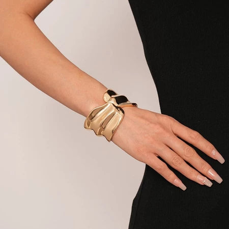 Gelang Bangle Model Terbuka Bracelet Aesthetic Gelang Wanita Simple Elegant