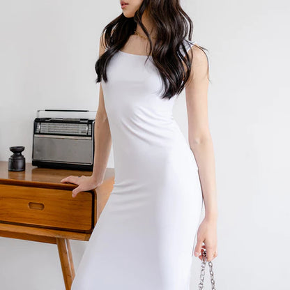 NZINGA Eva Midi | Midi Dress Wanita Slim Fit Polos - Baju Tanpa Lengan Square Neck Stylish | S - XXL