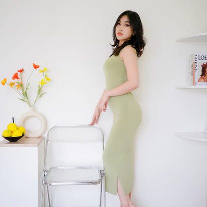 NZINGA Eva Midi | Midi Dress Wanita Slim Fit Polos - Baju Tanpa Lengan Square Neck Stylish | S - XXL