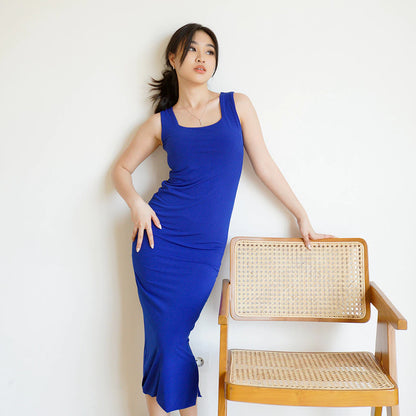 NZINGA Eva Midi | Midi Dress Wanita Slim Fit Polos - Baju Tanpa Lengan Square Neck Stylish | S - XXL