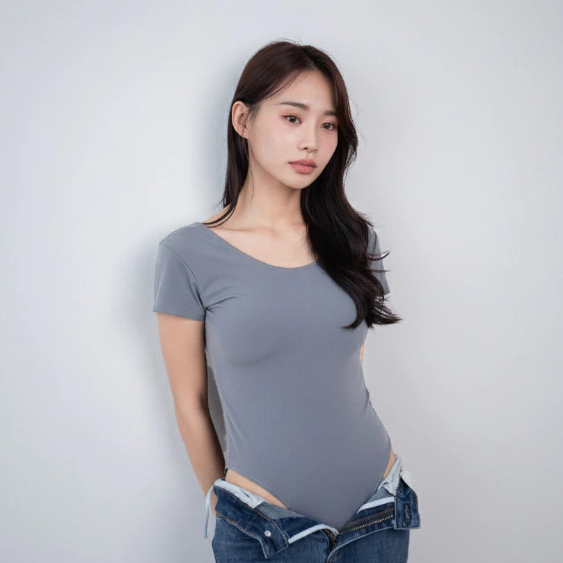 NZINGA Yebin Bodysuit Wanita l Atasan Wanita l Bodysuit Basic Lengan Pendek l Leher Bulat Wanita l Backless Bodysuit l l Ukuran S - XXL