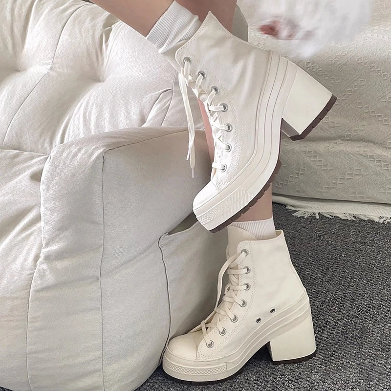 PINKEY P320 Sepatu Boots Tinggi untuk Wanita Trendy, Model Korean Style dengan Bahan Kanvas - Hitam