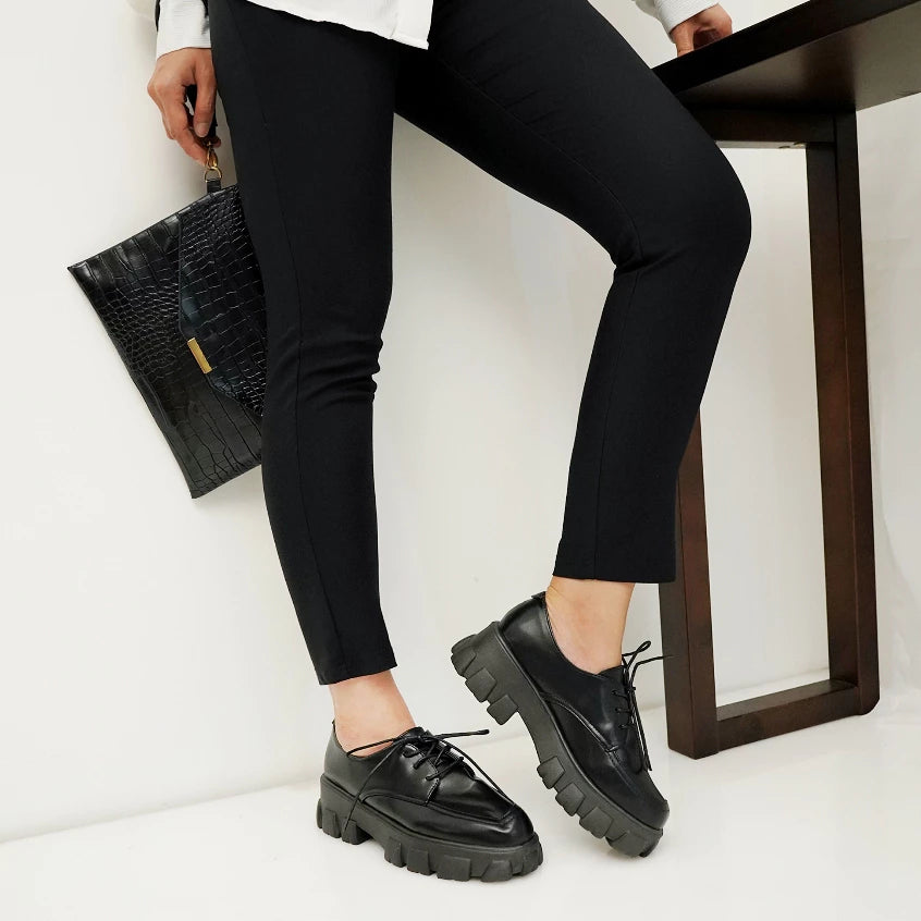 JustLook Saebyeok Sepatu Docmart Sneakers Wanita Sneakers Shoes Fashion Korea