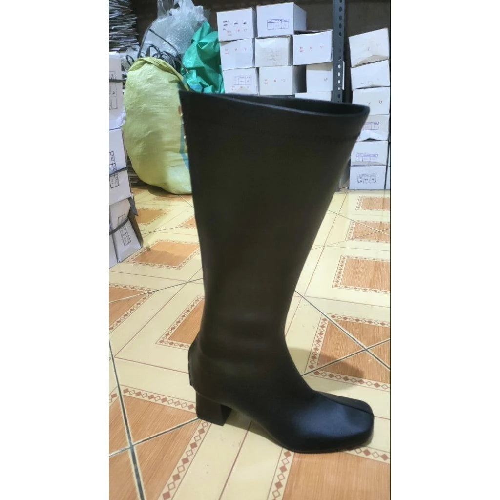 sepatu boot heal 5 cm tinggi selutut fashion wanita harga fromo!!