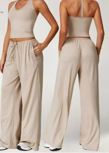 SET - TANKTOP (Ada Cup Bra) / LEGGING CULOTTE – Setelan Yoga Pilates Olahraga Wanita
