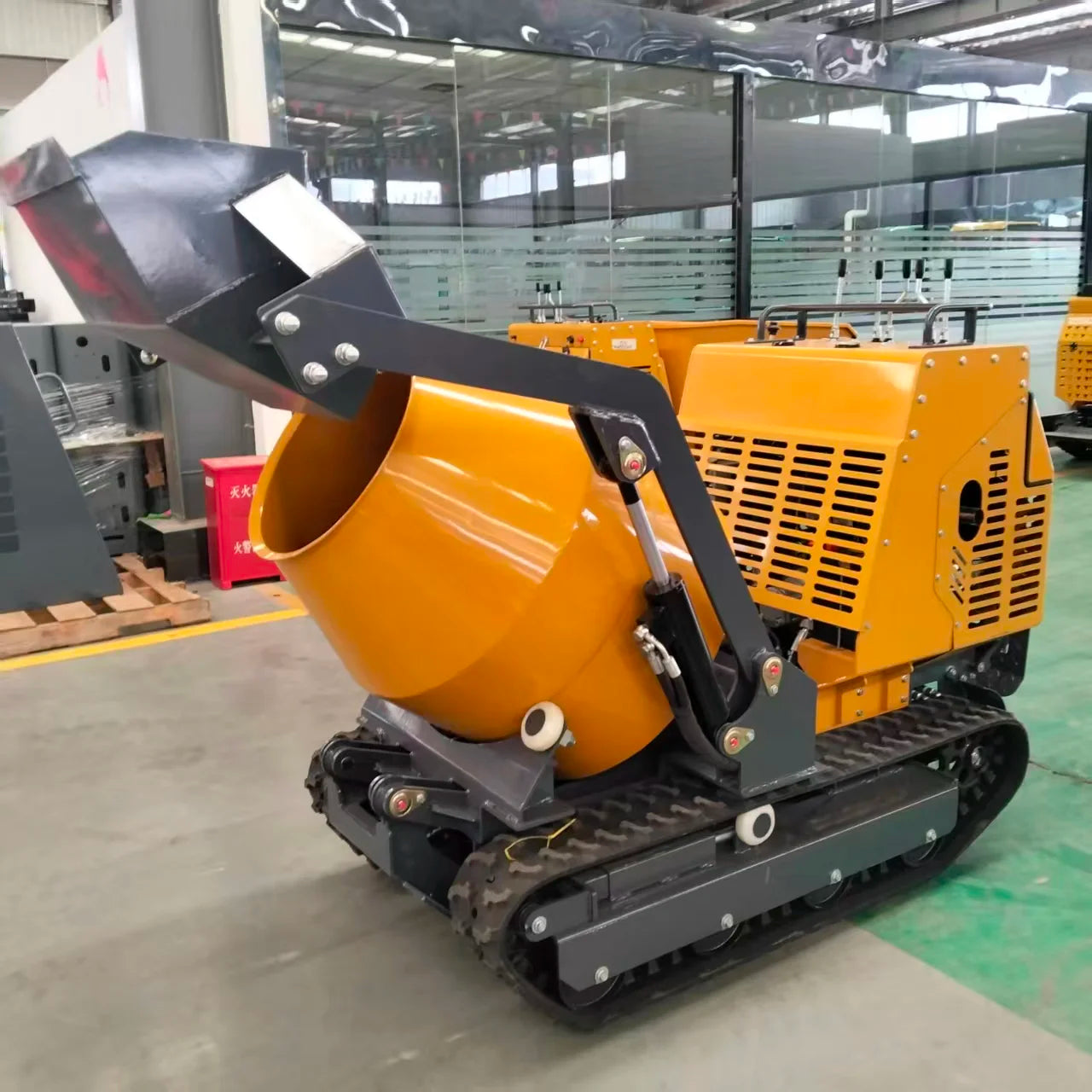 Mini Crawler Concrete Mixer Truck, Mini Crawler Transport Vehicle, Dump Truck, Crawler Dump Truck with Concrete Mixer