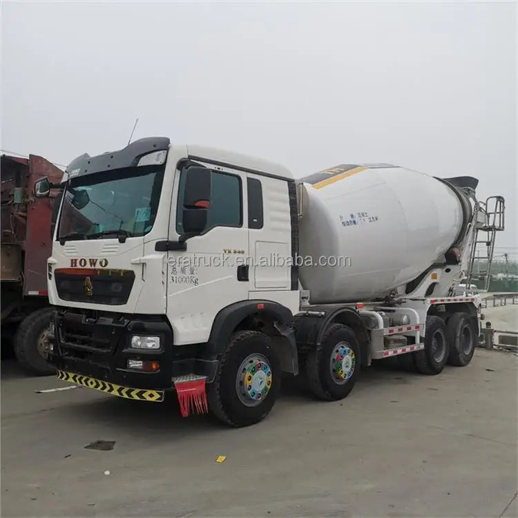 Howo Cement Concrete Mixing Mixer Truck Sinotruk HOWO 8X4 371HP 14cbm Concrete Mixer Truck