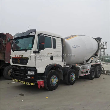 Howo Cement Concrete Mixing Mixer Truck Sinotruk HOWO 8X4 371HP 14cbm Concrete Mixer Truck