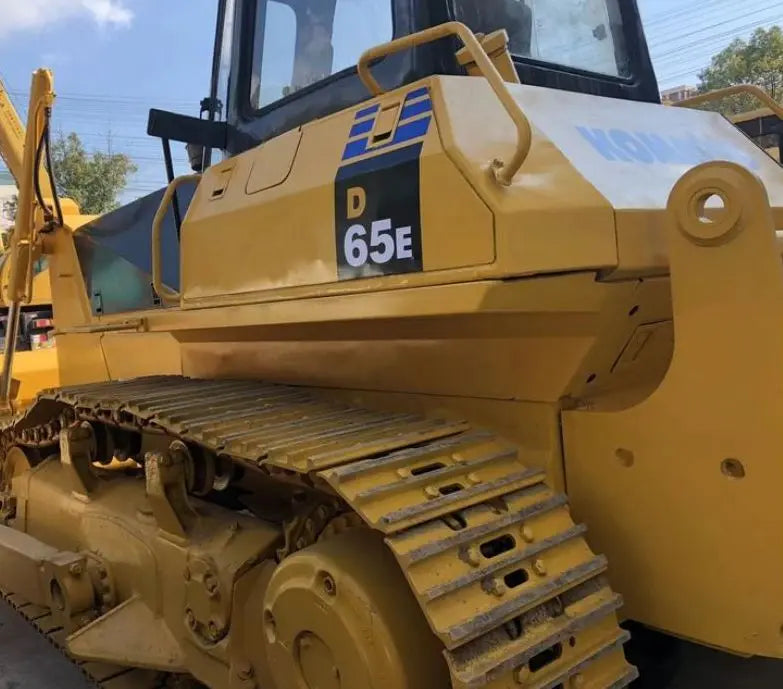 Komatsu Used Bulldozers D65 D85 D155ax D275 D375 D475 Earthmoving Construction Machinery