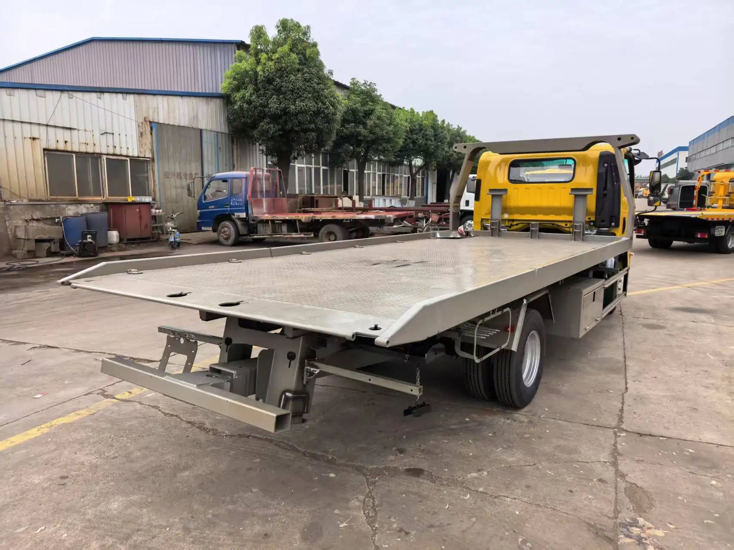 8 Tons Wheel Lift Wrecker 3ton New Diesel Tow Trucks for Sale Manual Transmission China Manufacturing