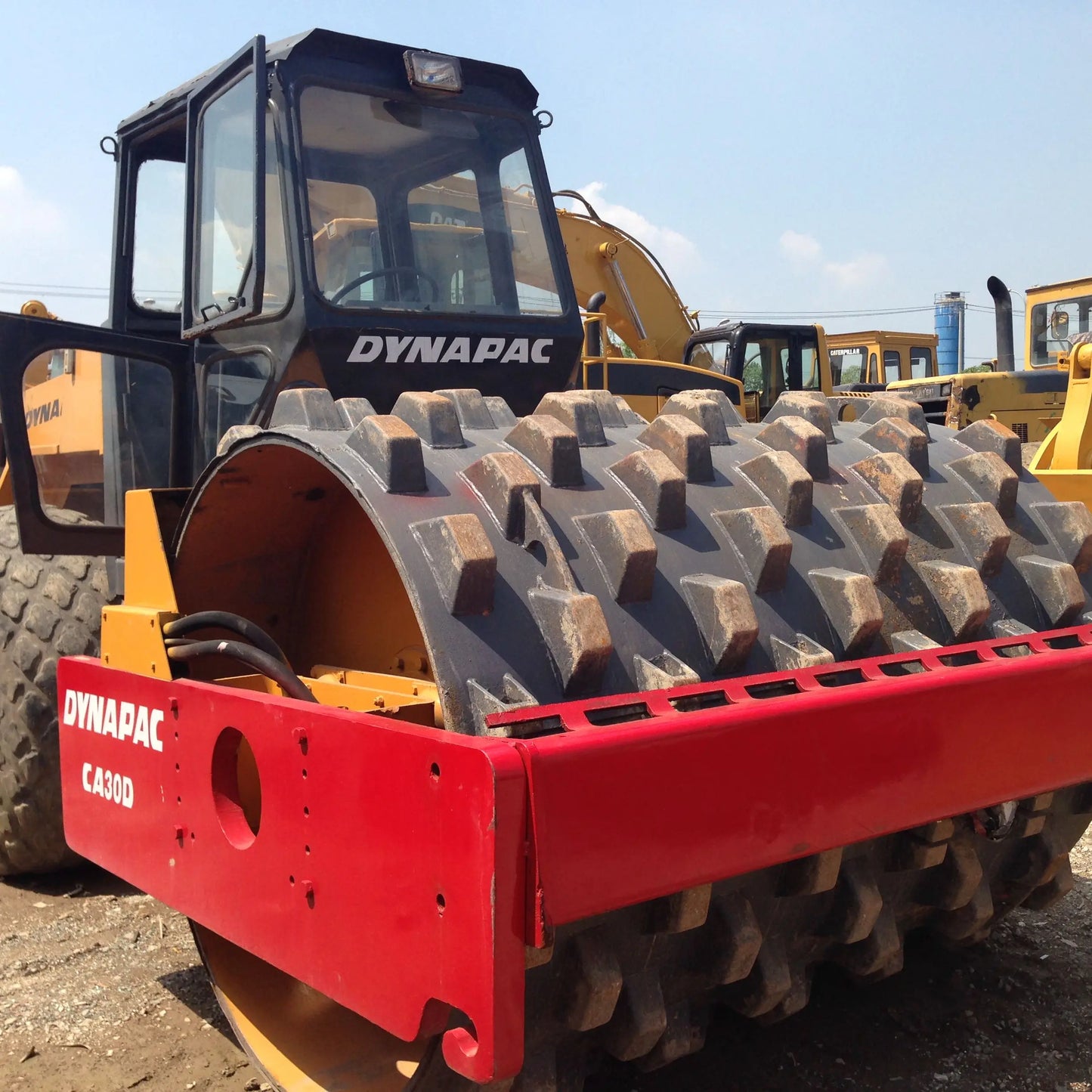 Excellent Low Price Used Dynapac CA30D Road Roller Sheep-foot Bumper Secondhand Road Roller Compactor CA25D Sale Engine