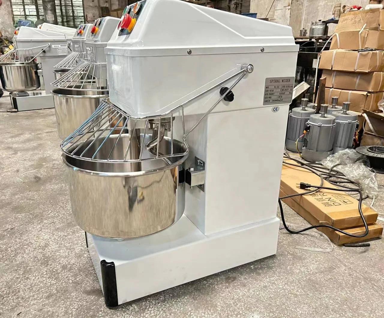 Hot Sale 5kg 8kg 10kg 25kg 50kg 100kg  Bakery Equipment Flour Mixer Machine  Electric Spiral Dough Mixer for Bakery