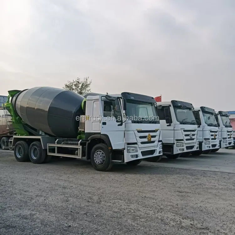 Hot Selling Self Loading Cement 6*4 China Sinotruck Howo Used Volumetric Concrete Mixer Truck for Sale
