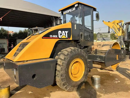 Used CAT Caterpillar CS-683E 683E 20 Ton Heavy Single Steel Road Roller Machinery With Cheap Price