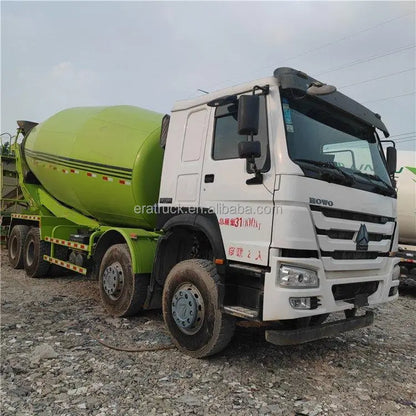 Hot Selling Self Loading Cement 6*4 China Sinotruck Howo Used Volumetric Concrete Mixer Truck for Sale