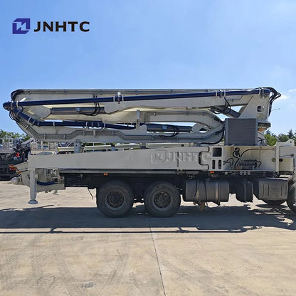 HOWO TX Concrete Mixer Pump 24m 380-470HP 6X4 8X4 Mounted Concrete Pump Truck Price for Sale