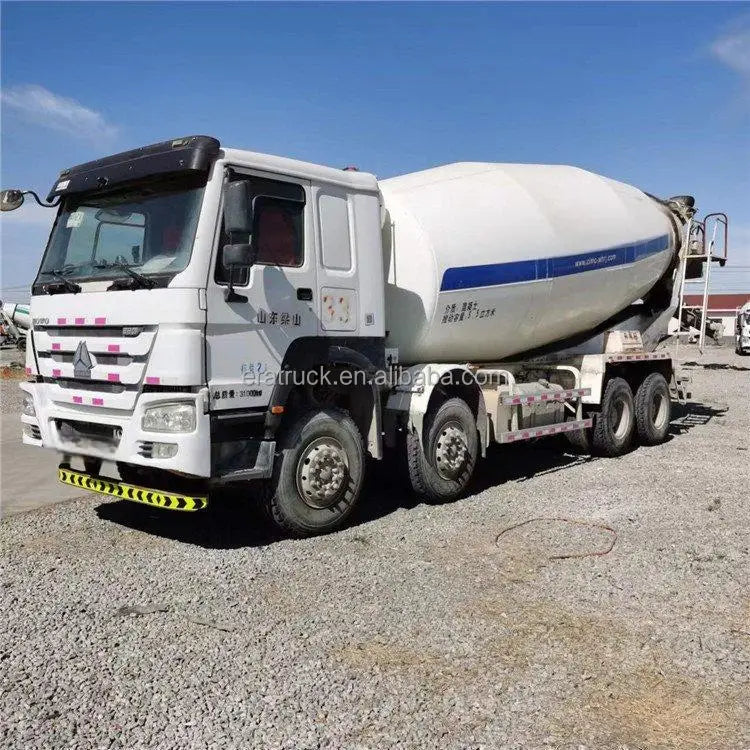 Howo Cement Concrete Mixing Mixer Truck Sinotruk HOWO 8X4 371HP 14cbm Concrete Mixer Truck