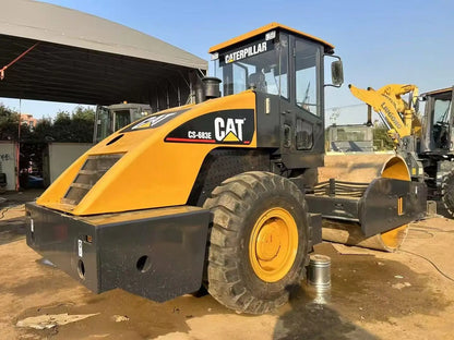 Used CAT Caterpillar CS-683E 683E 20 Ton Heavy Single Steel Road Roller Machinery With Cheap Price