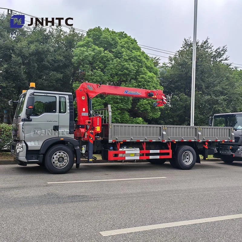 New HOWO Crane Truck 4X2 10T Flatbed Dropside Cargo Crane Truck With Straight Arm Boom Crane