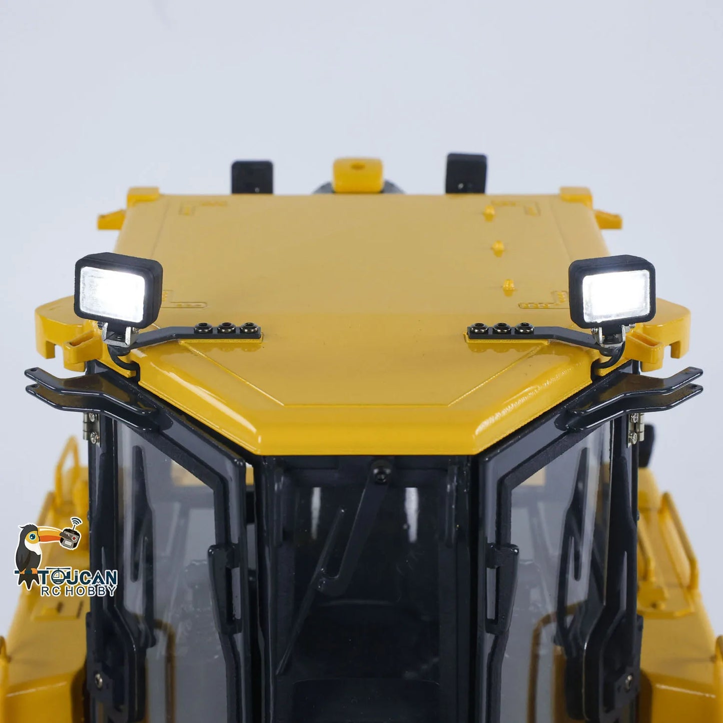 1/12 D65EX RC Metal Hydraulic Bulldozer Radio Controlled Heavy Machine Model Construction Car I6S Light Sound Finished Vehicle