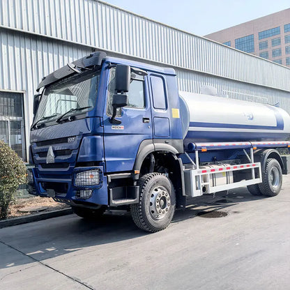 Howo Hot Sale Water Tank Truck 5000L 8000L 4x2 Watering Cart Water Spray Sprinkler Tanker Truck