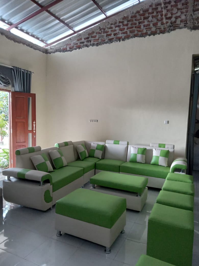 Sofa Full Set, Include Meja, Anak Sofa.