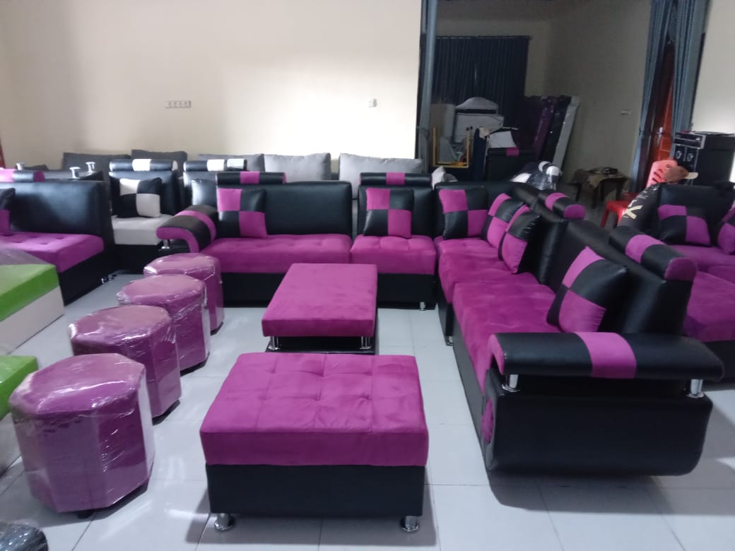 Sofa Full Set, Include Meja, Anak Sofa.