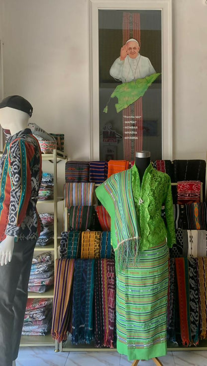 Set Kebaya (Tais)