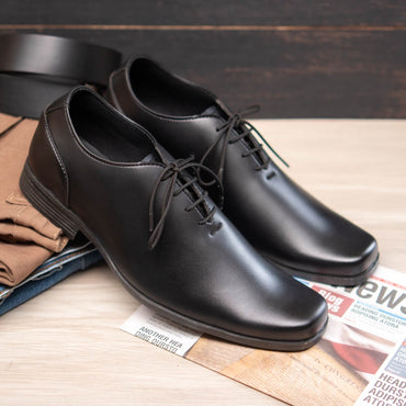 Sepatu Formal Kerja Pria Venesia 24 - Oxford Black