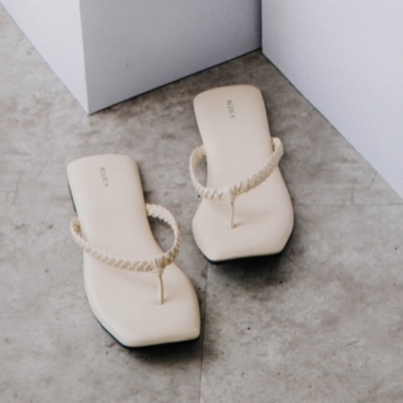 Kiara Sandal